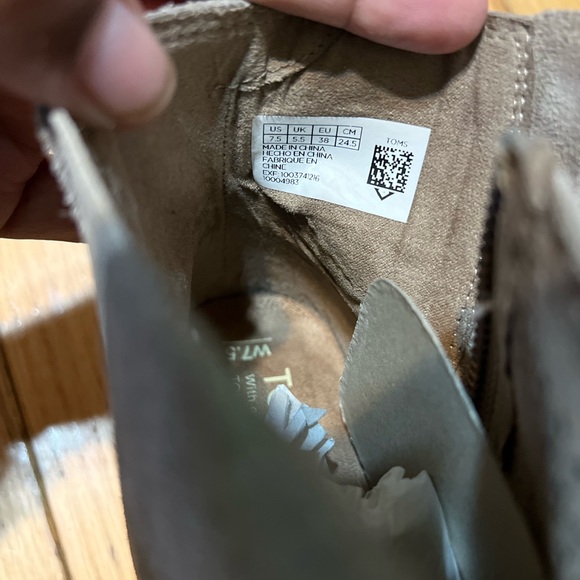 Toms Majorca Peep Toe Ankle Booties  Perforated Leaf Taupe Tan Size 7.5 like new - Picture 4 of 6